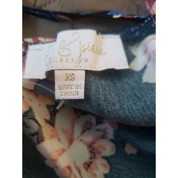 Floral tank top - Picture 5 of 6